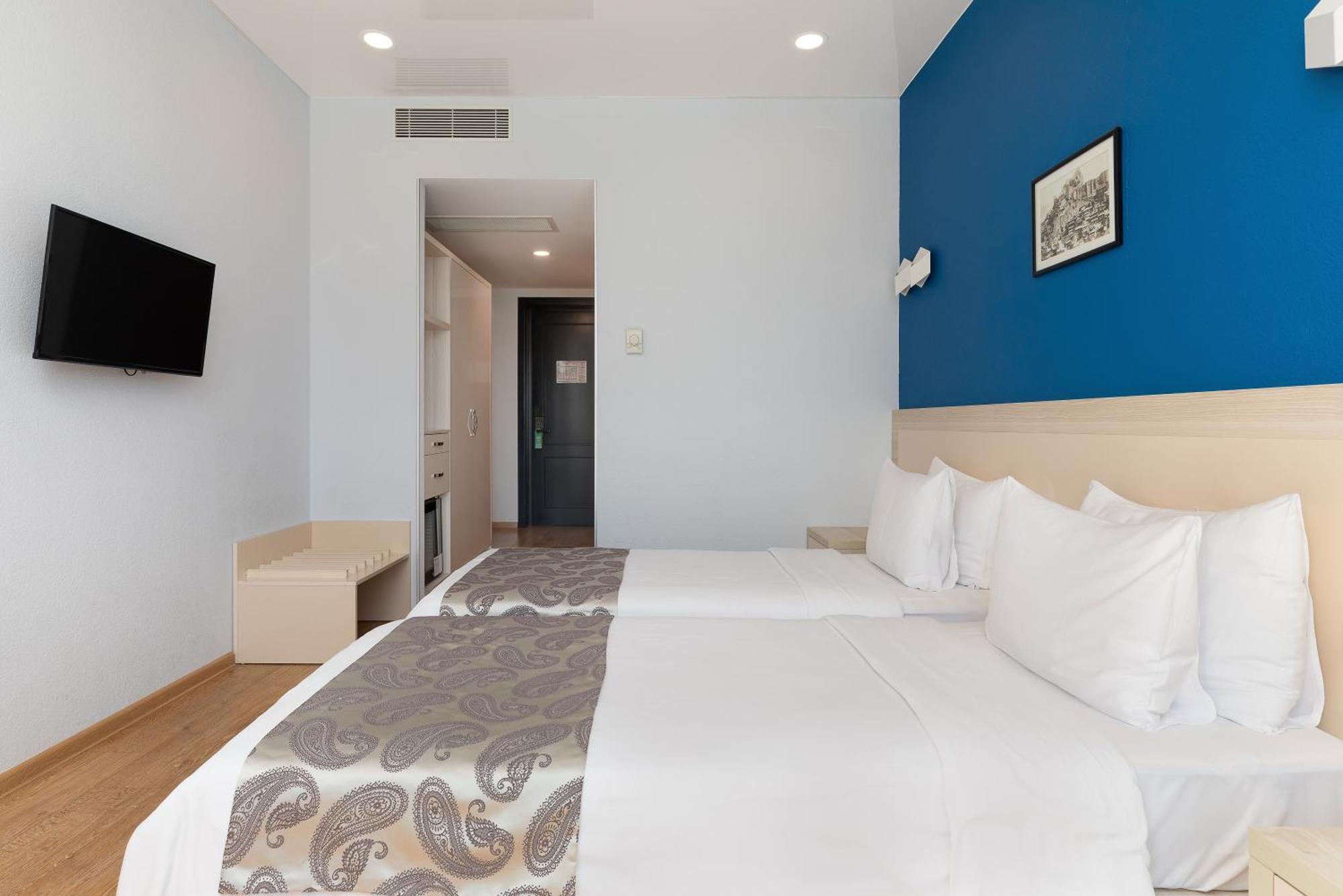 Iveria Inn Hotel Tbilisi Zimmer foto